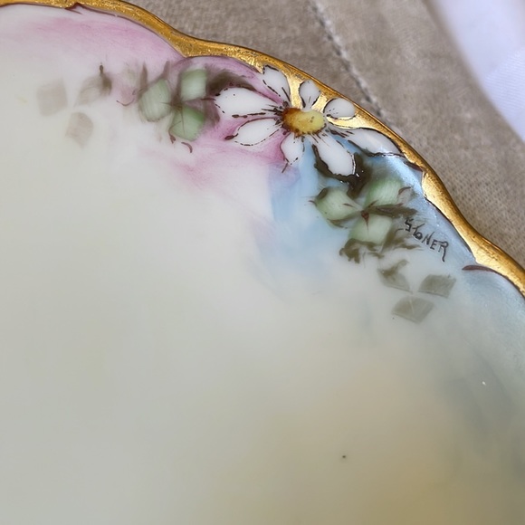 Antique lot of 6 Bavaria porcelain 6” plates gold rim floral design - Picture 5 of 12